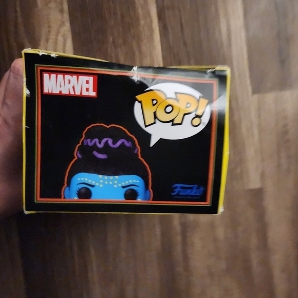 FUNKO Pop! Marvel Black Panther Shuri #276 Target Black Light Rare Vinyl Figure. - Picture 6 of 8